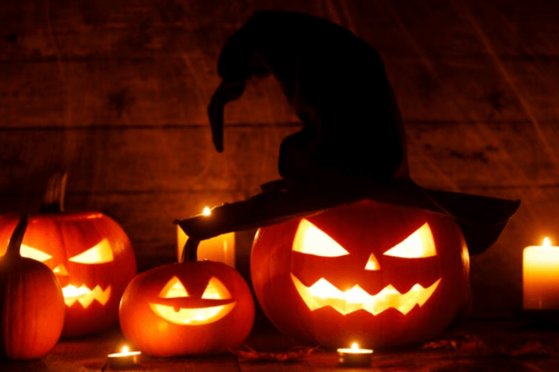 7 Places for Halloween if you dare to be scared | Jack o' Lanterns