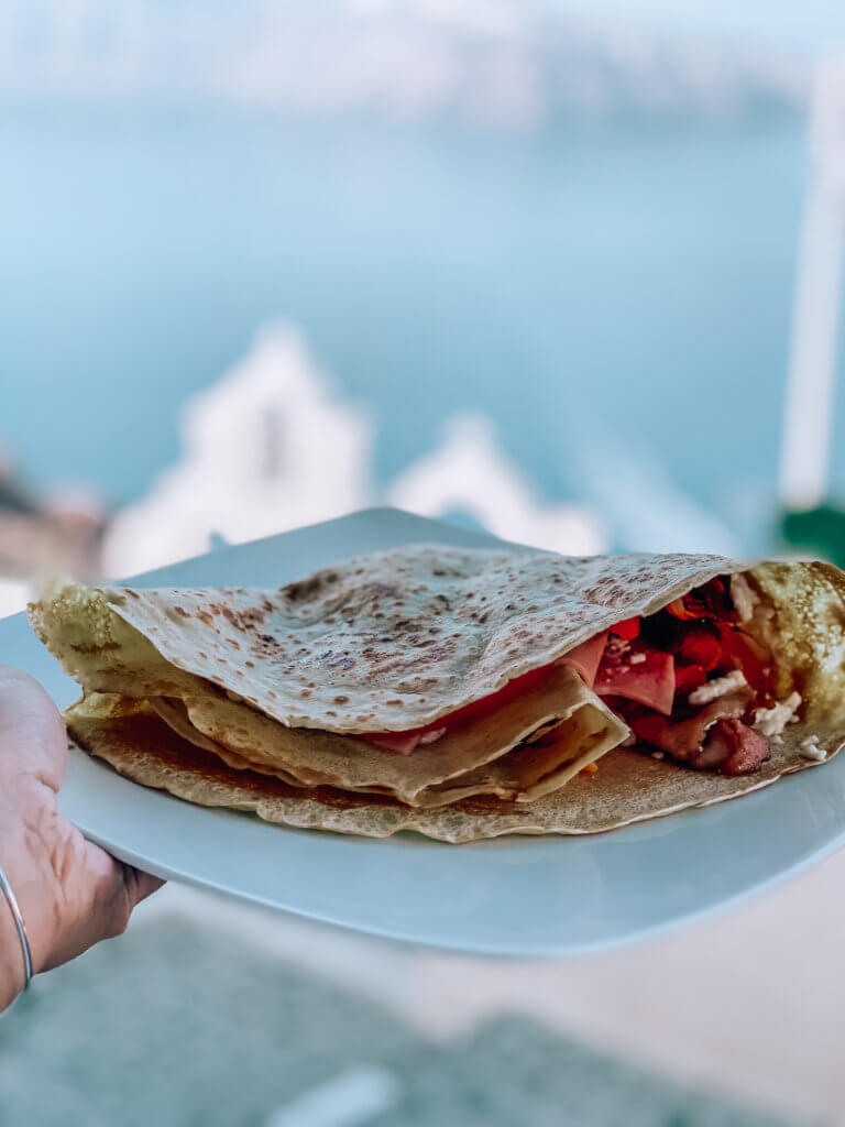 Santorini Top Best Restaurants |Vitrin Cafe Crepe