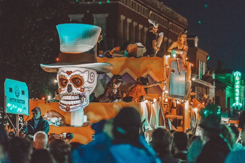 7 Places for Halloween if you dare to be scared | Krewe of Boo Parade in New Orleans